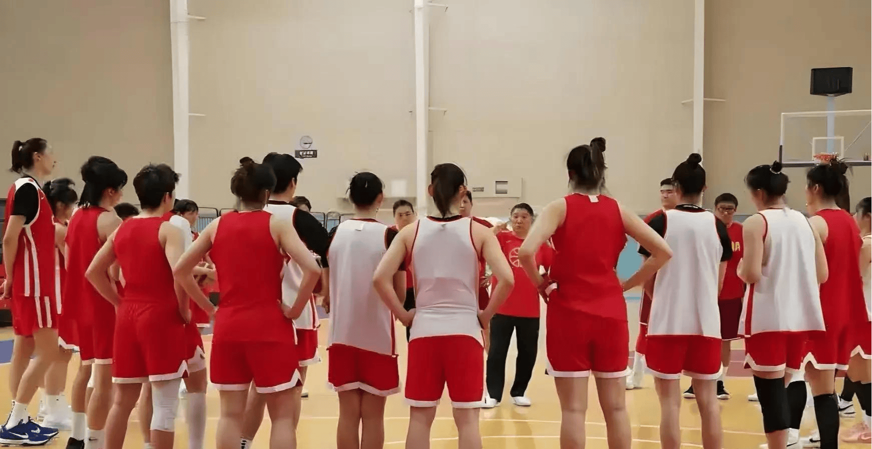 天博体育入口-江西女篮凭团队合作，斩获胜利