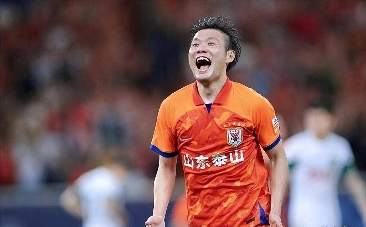 关于卡尔蒂斯战术调整，关键球员或将首发出战的信息