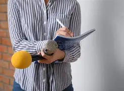 关于记者尹波一针见血指出泰山队崩盘真相！两只黑天鹅才是主因？的信息
