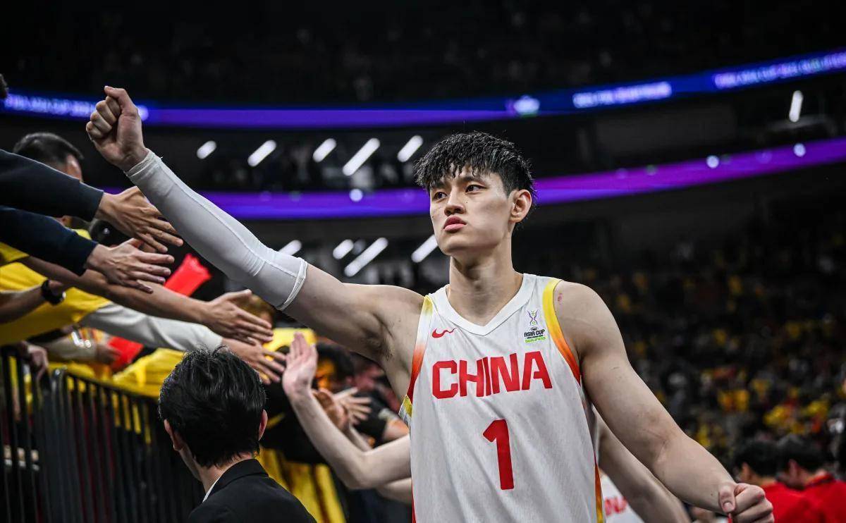 中国男篮结束欧洲拉练抵京曾凡博赴国家队报到的简单介绍